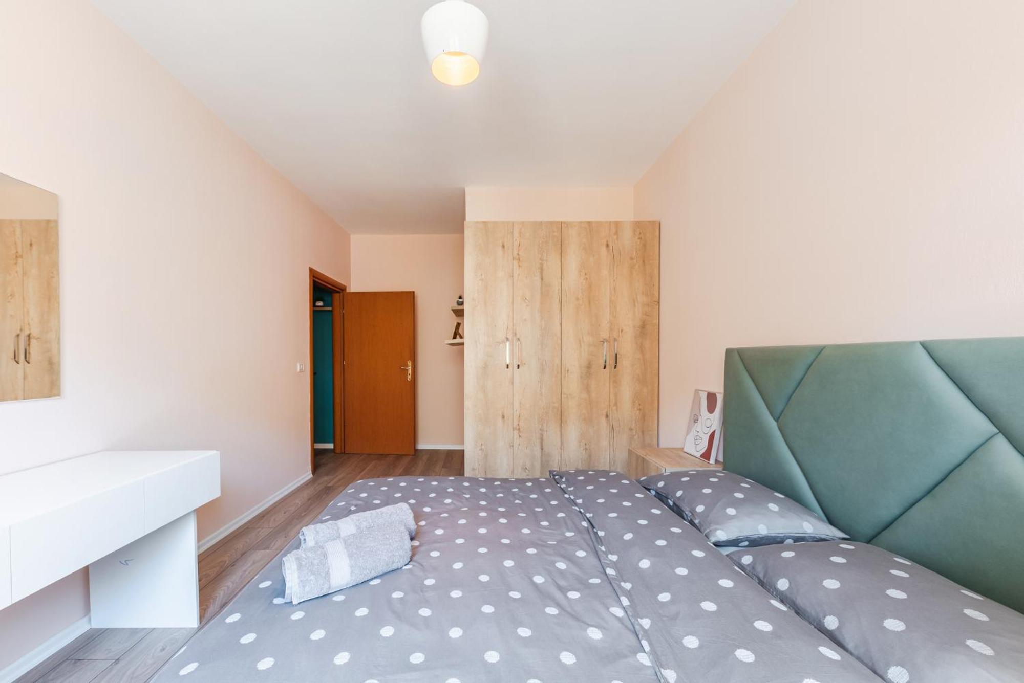 Sunny Central Apartment Дуррес Экстерьер фото